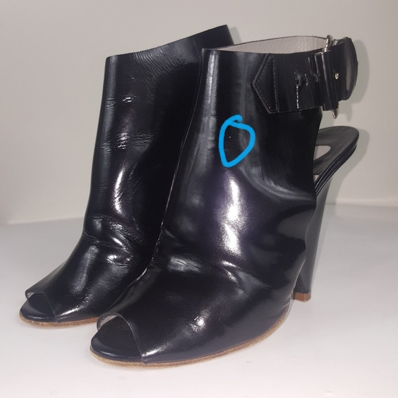 Chloe Buckle Black Ankle Booties Wedges - Picture 8 of 8